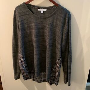 Single Thread Top in green and plaid size L EUC
